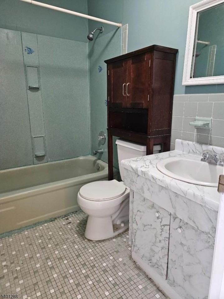 2505 Balmoral Ct - Photo 6 of 6