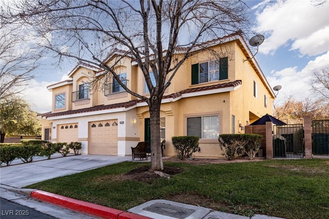 6513 Angel Mountain Ave - Photo 2 of 24