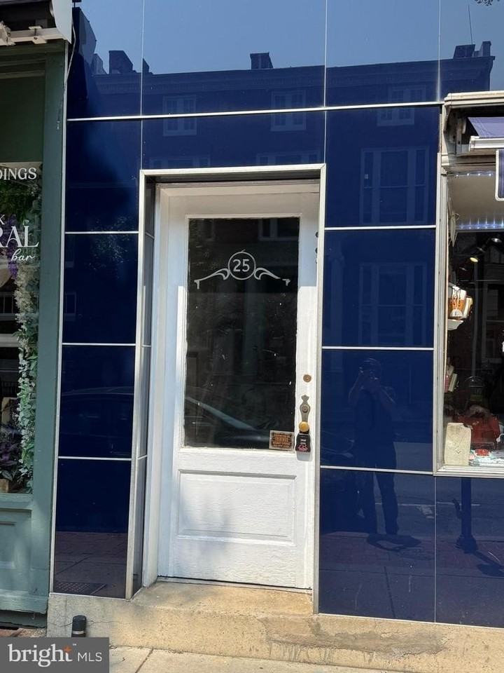 25 S Market St - Photo 2 of 14