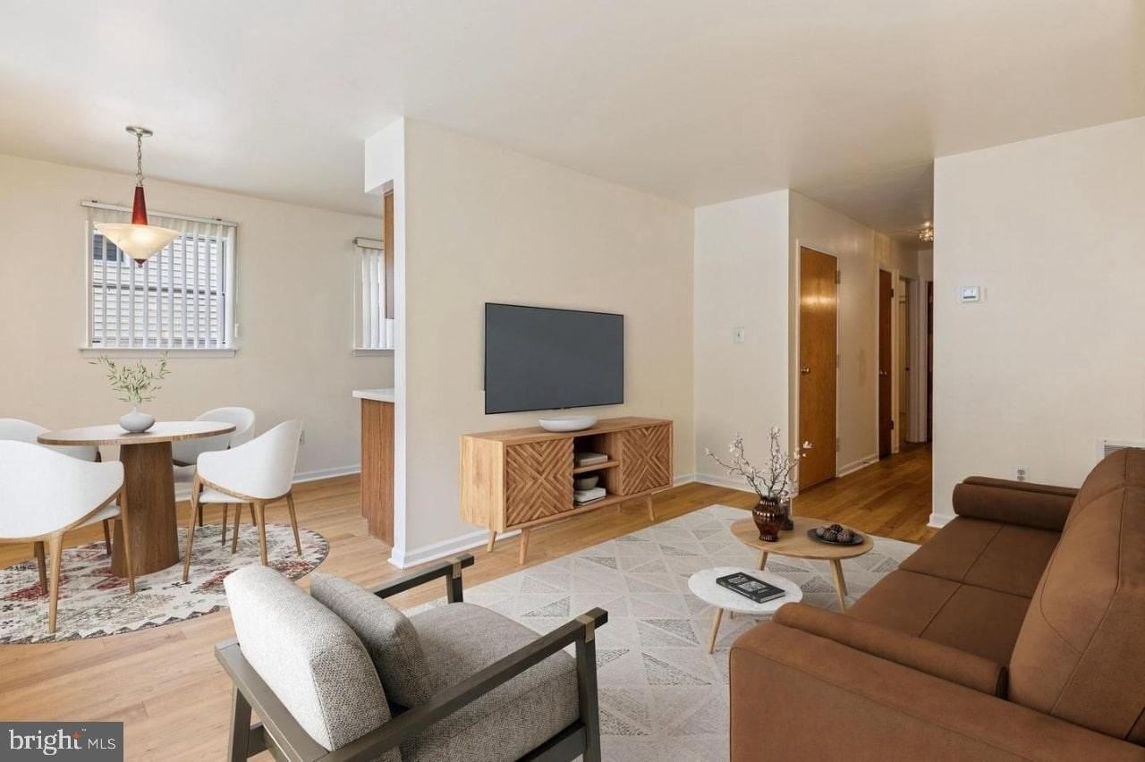 223 Parker Ave - Photo 2 of 14