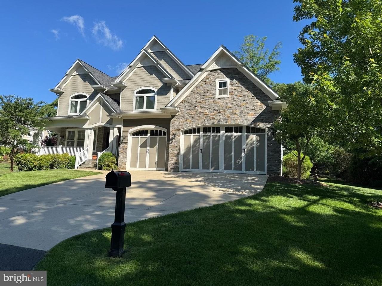 7702 Trammell Rd - Photo 2 of 50