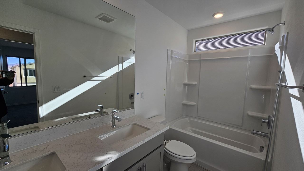 10242 Altavia Rock St #1 - Photo 4 of 4