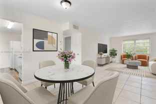 1715 N 16th Ave #203 - Photo 1 of 1