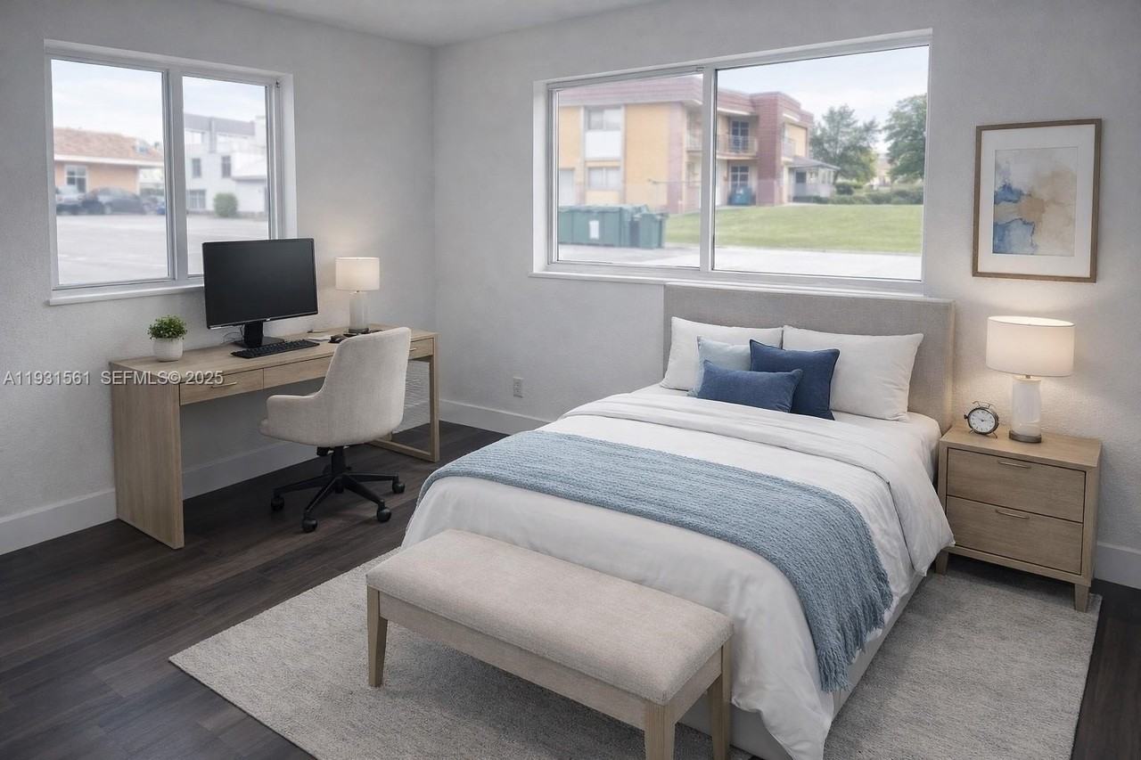 638 Ne 166th St #4 - Photo 4 of 5