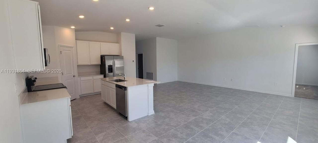 2031 Punch Bowl Ave #2031 - Photo 7 of 18