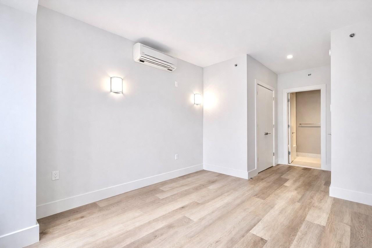 91 Bruckner Blvd #411 - Photo 5 of 20