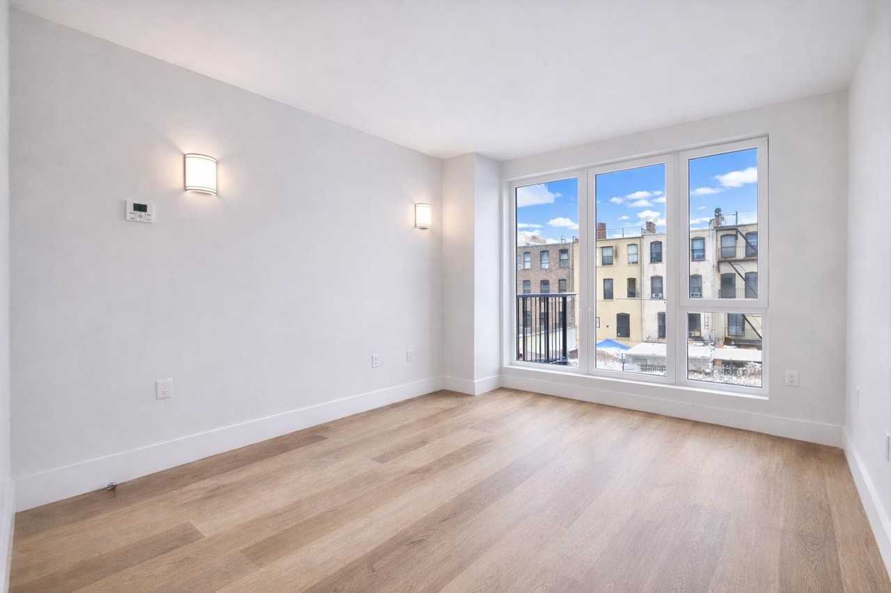 91 Bruckner Blvd #411 - Photo 6 of 20