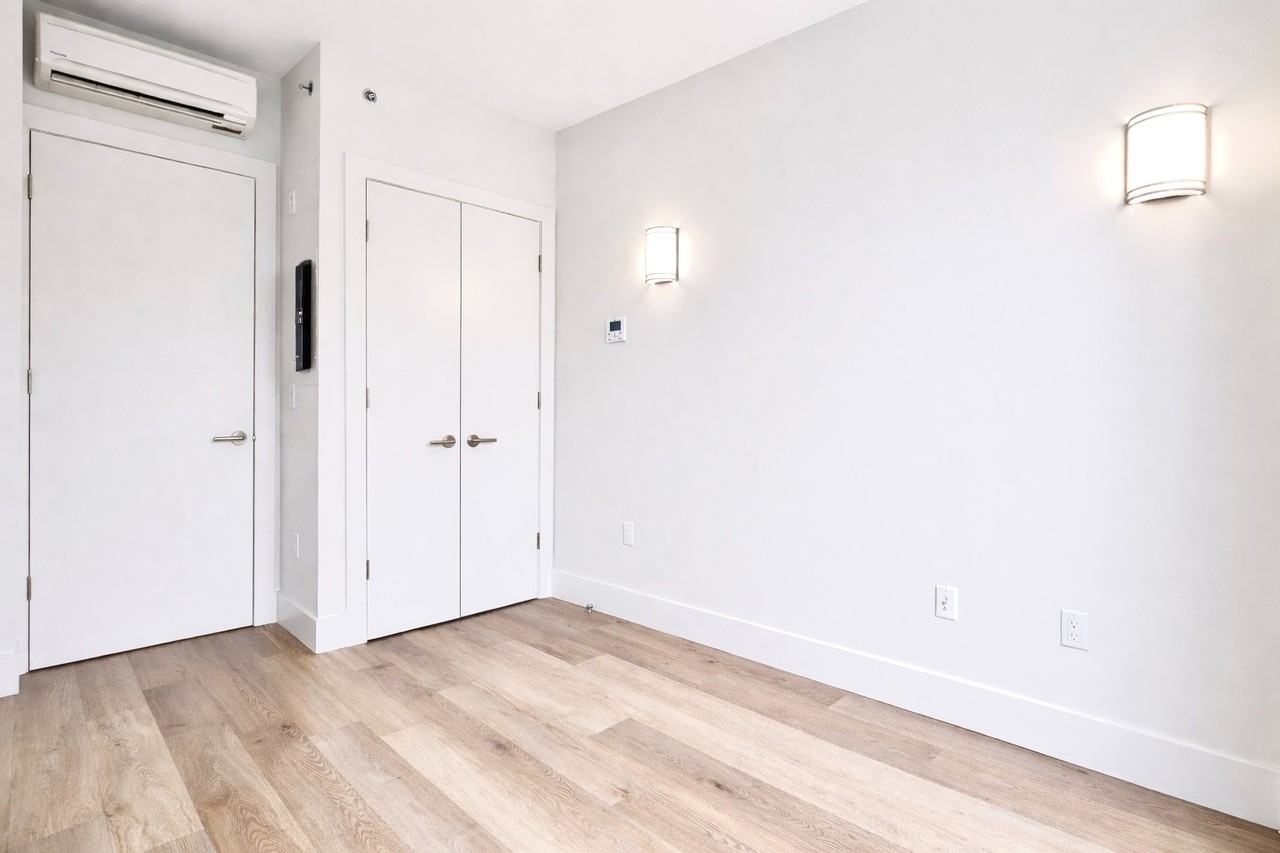 91 Bruckner Blvd #411 - Photo 7 of 20