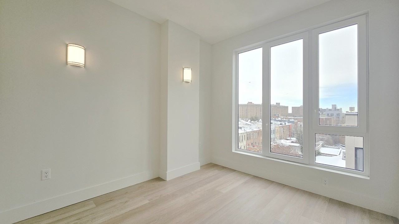 91 Bruckner Blvd - Photo 5 of 19