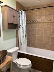 73 Peconic St - Photo 7 of 18