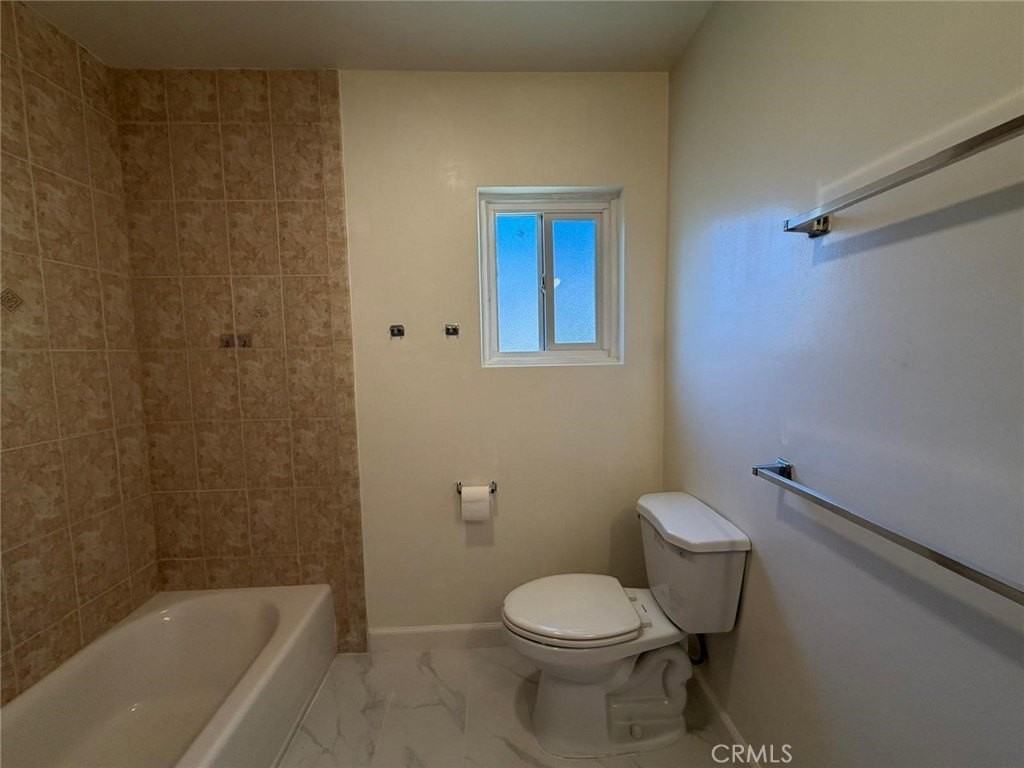 1419 Prospect Ave - Photo 6 of 18