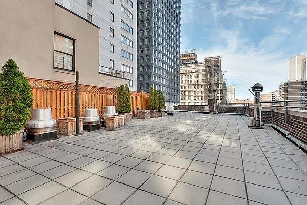 85 John St #2D - Photo 6 of 6