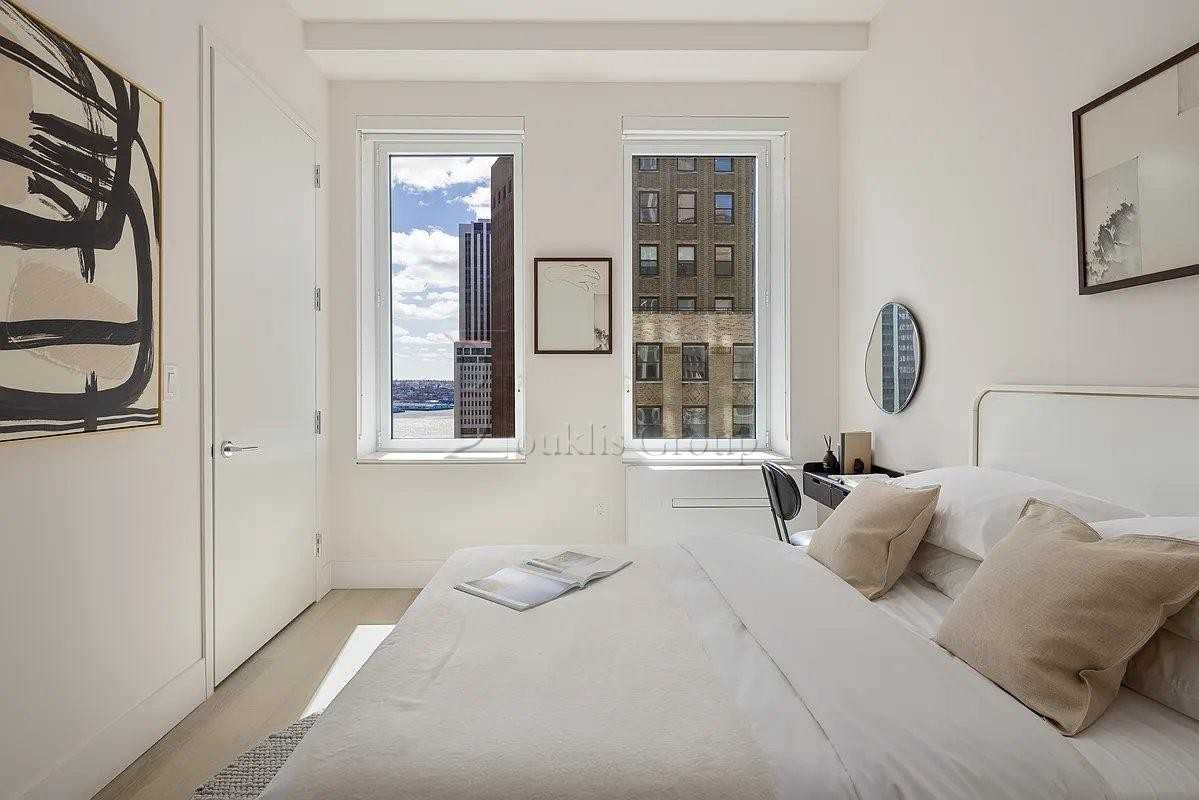 Broad St #715 - Photo 3 of 10