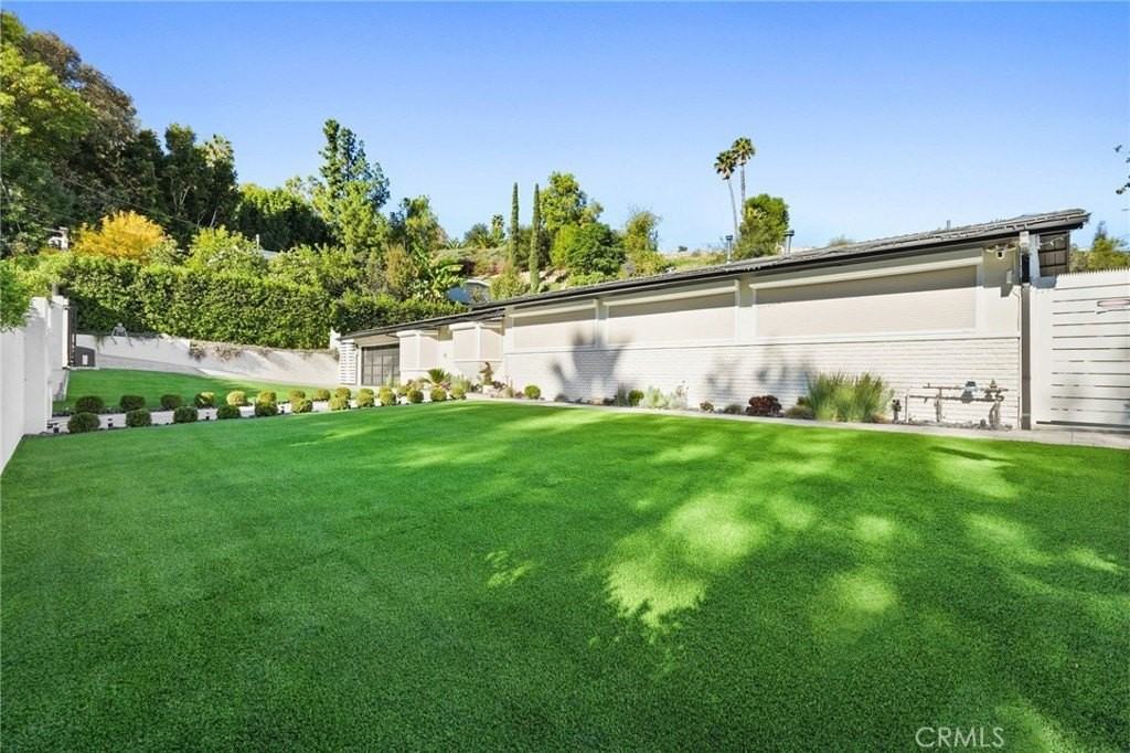 20171 Allentown Dr - Photo 6 of 50