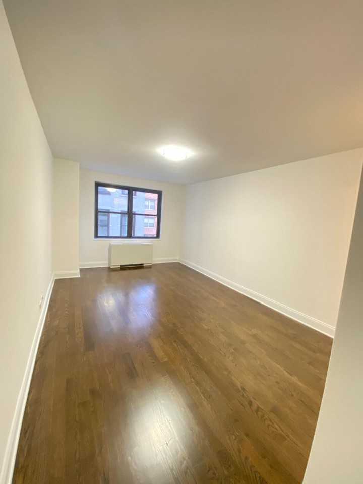 5th Ave #14E - Photo 2 of 7