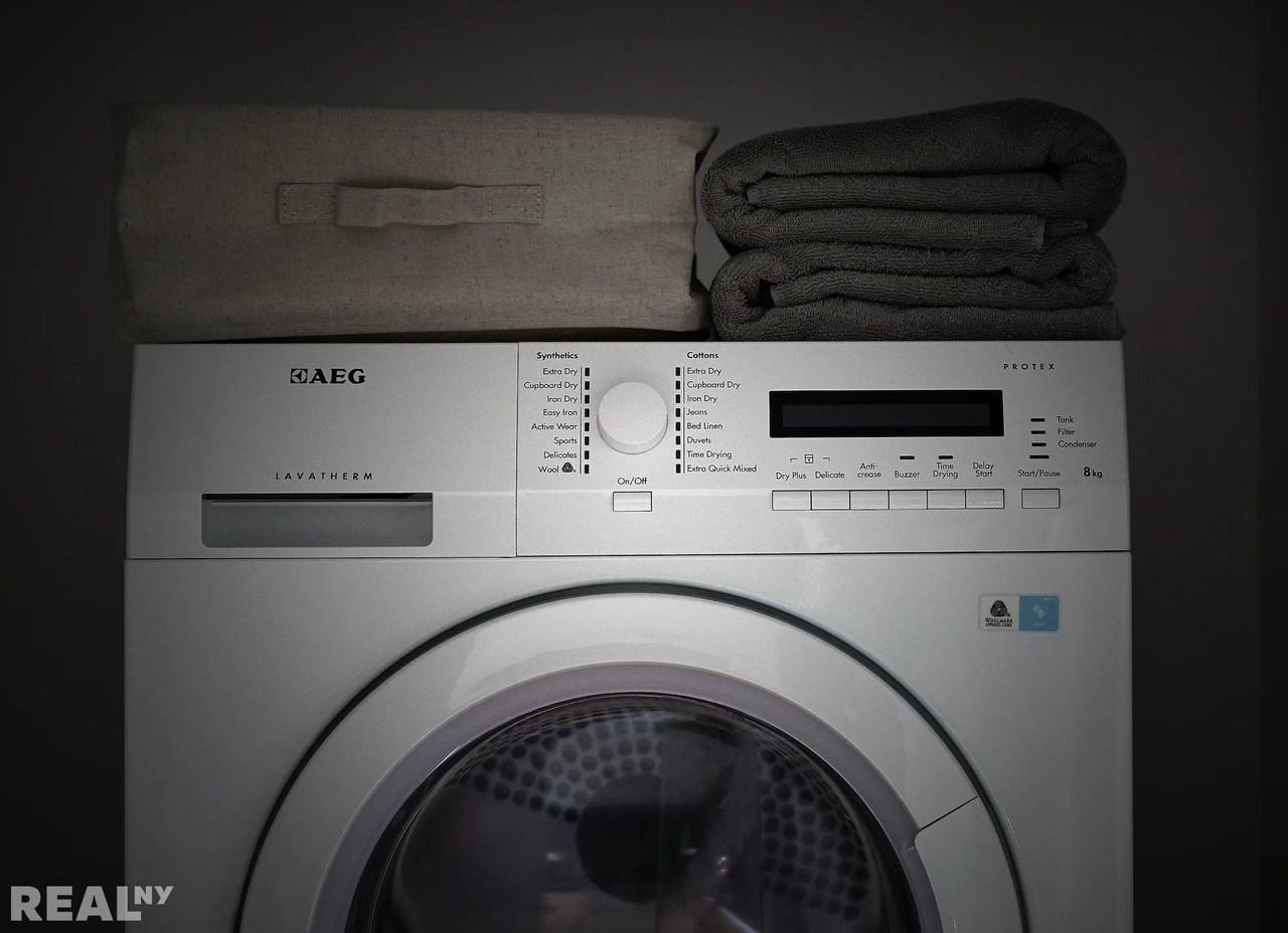 E Houston St #9C - Photo 4 of 9