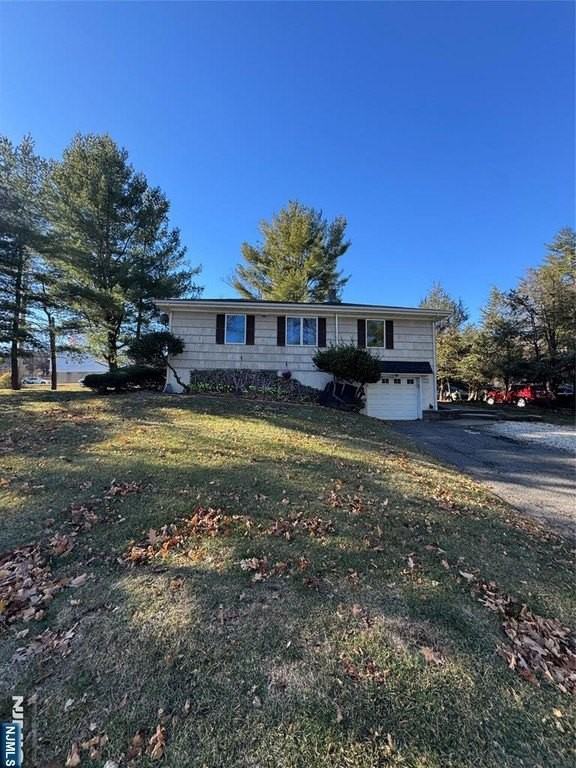 273 Rea Avenue Ext - Photo 3 of 32