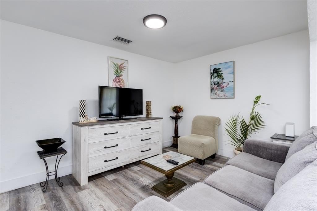 508 Nw 8th Ave - Photo 2 of 34