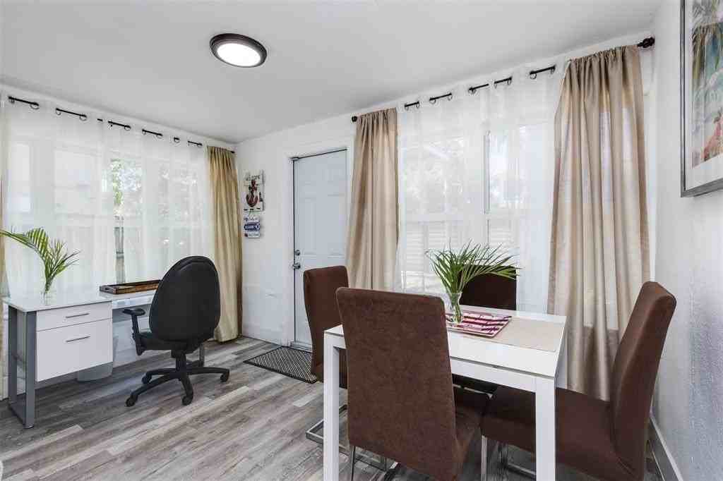 508 Nw 8th Ave - Photo 5 of 34