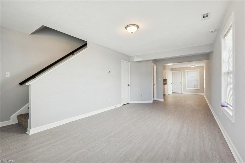 317 Roselynn Ln #B - Photo 3 of 20