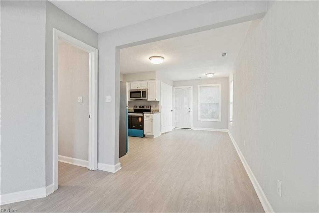 317 Roselynn Ln #B - Photo 5 of 20