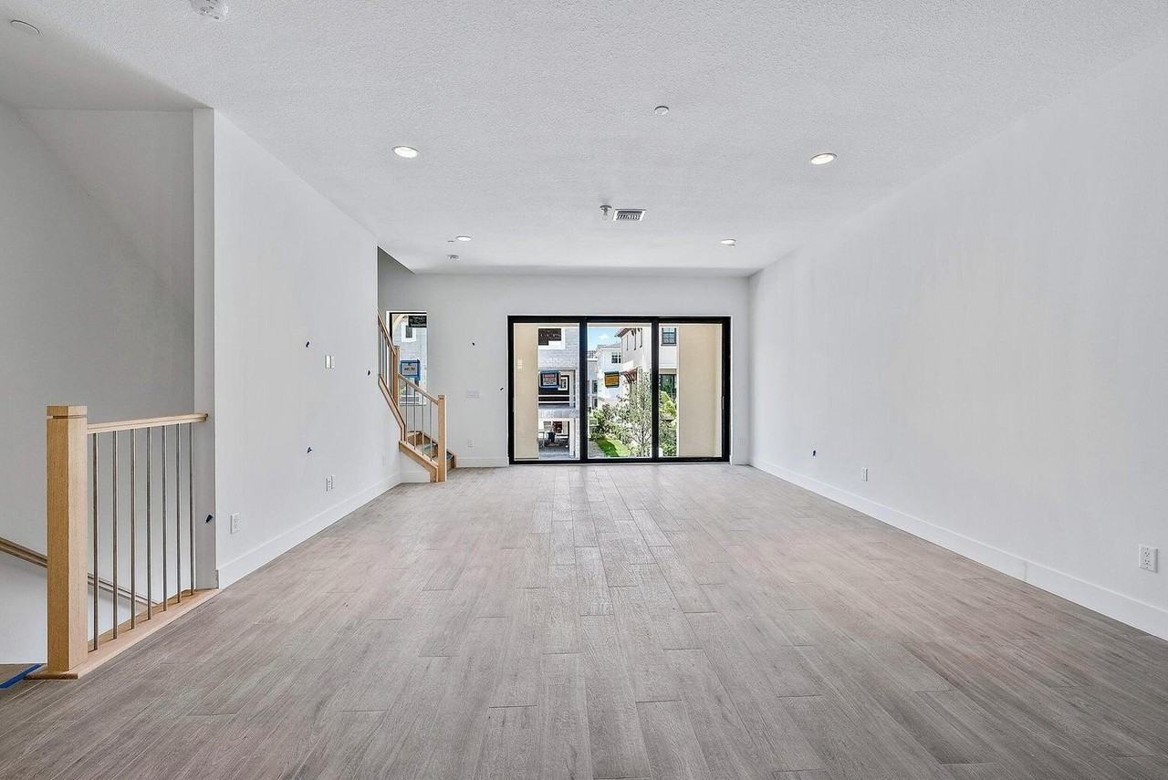 5264 Beckman Ter - Photo 5 of 12