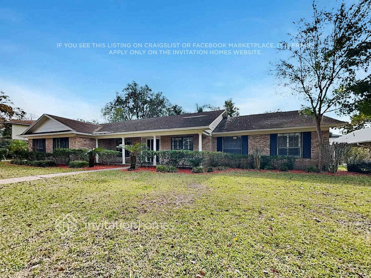 622 S Sweetwater Cove Blvd