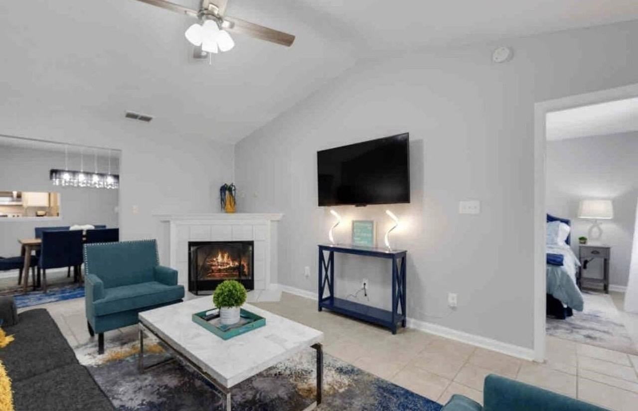 4032 Remer Ct - Photo 3 of 18