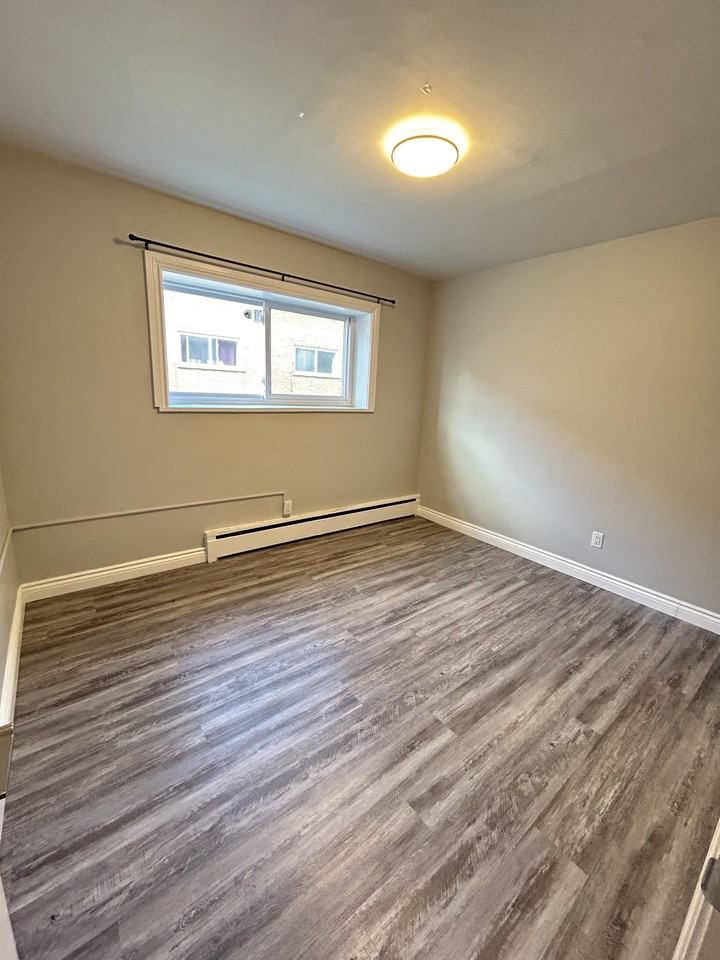 385 Melvin Unit 101 - Photo 7 of 8