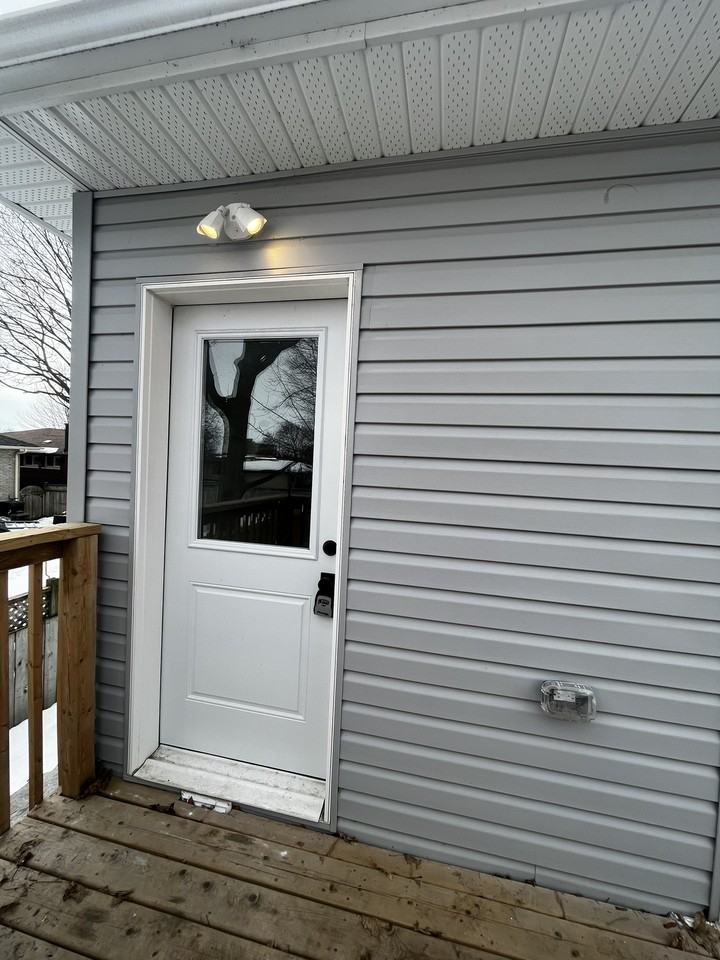 29 Roslyn Rd - Photo 2 of 24