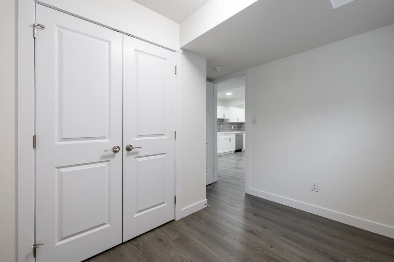 9813 107 Ave - Photo 7 of 50