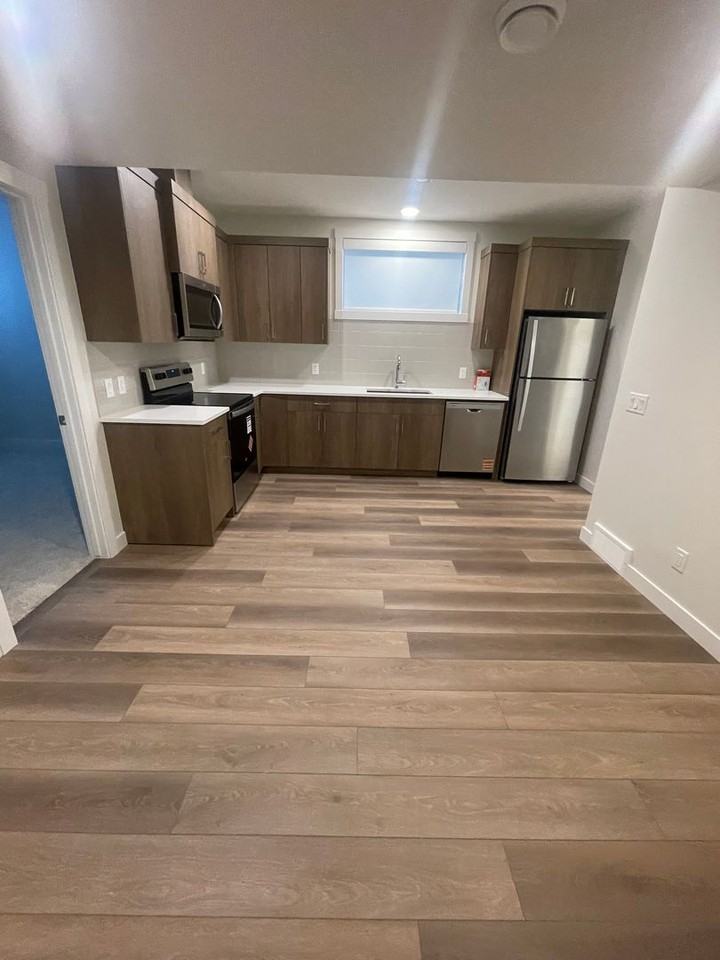 882 Livingston View NE - Photo 4 of 12