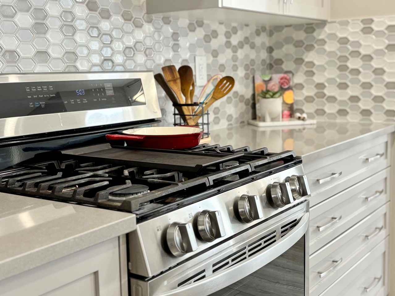 59 Yorkstone Grove Sw - Photo 3 of 32