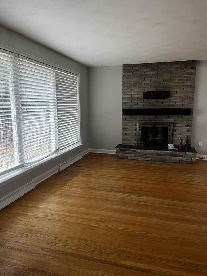 171 Anne St N - Photo 4 of 50