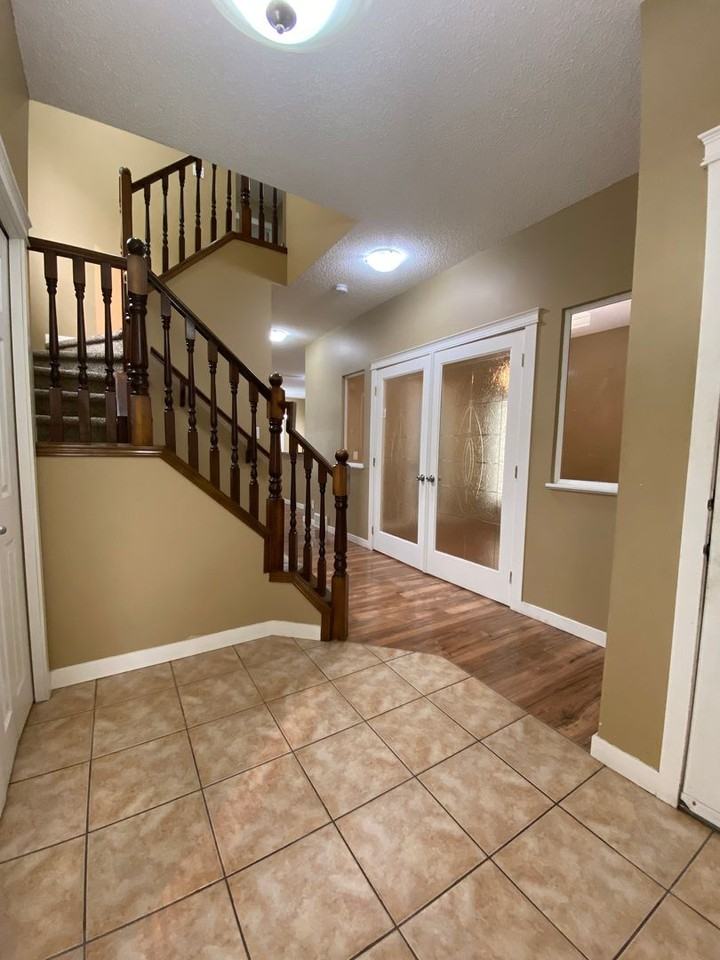 82 Bridleridge Green Sw - Photo 3 of 24