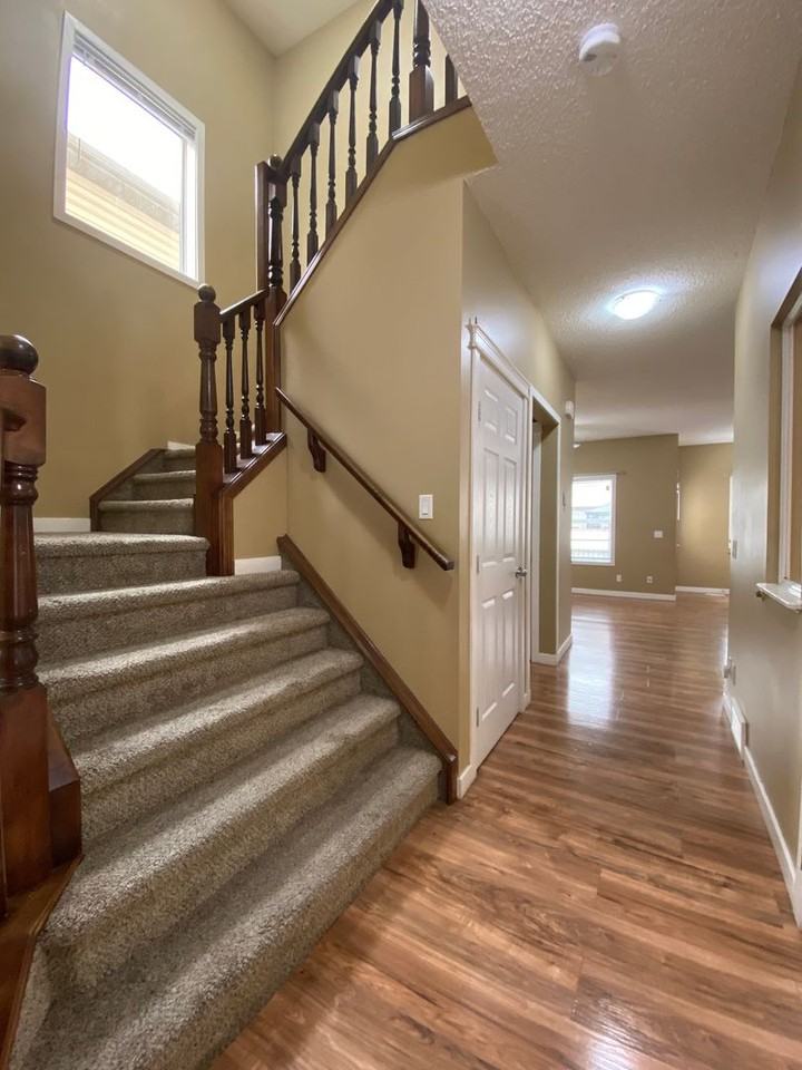 82 Bridleridge Green Sw - Photo 4 of 24