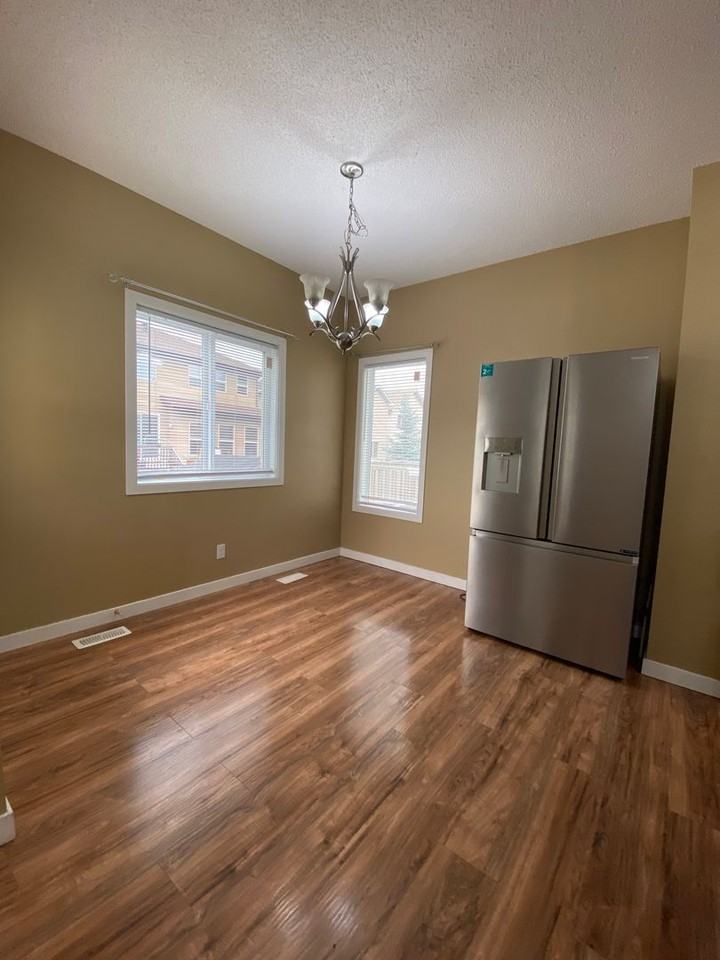 82 Bridleridge Green Sw - Photo 7 of 24