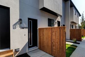 featured image of 2407 4 St Ne