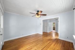 121 Elizabeth St - Photo 1 of 1