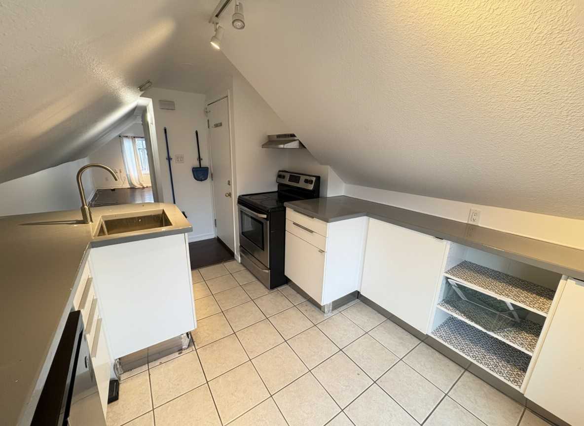 41 Fairview Ave - Photo 3 of 16