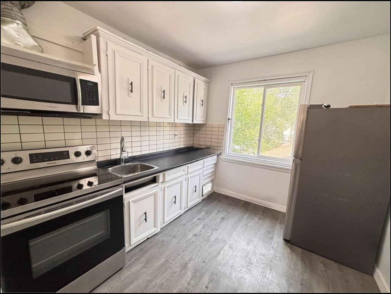 441 Mountain Avenue - Photo 6 of 12