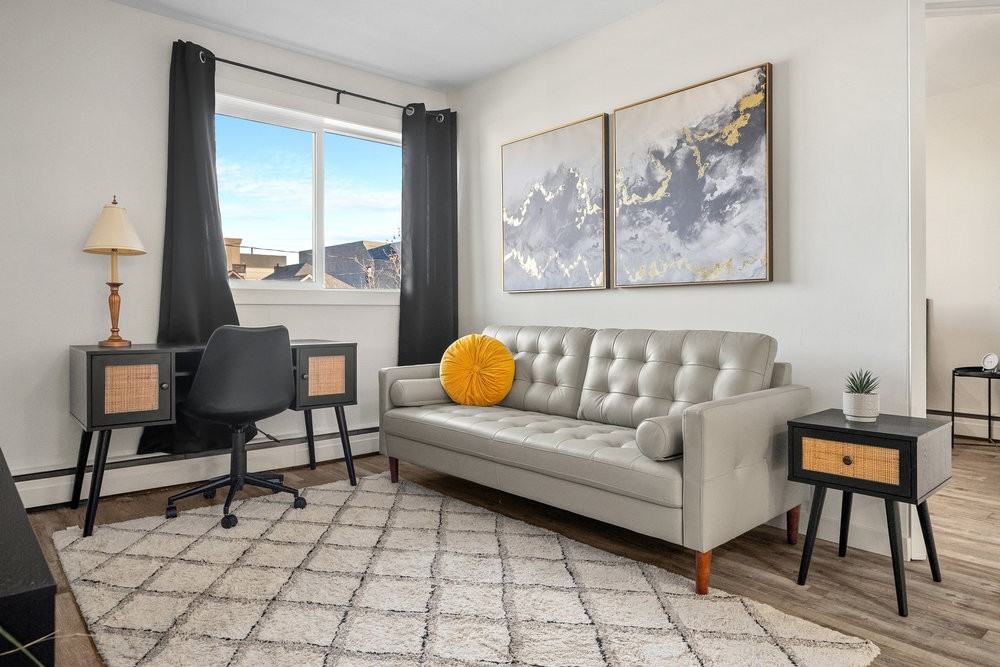 1535 Angel - Photo 4 of 34