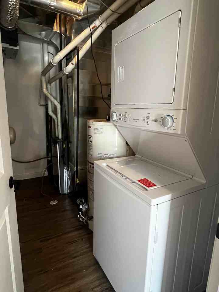 179 177-179 Centre Street - Photo 4 of 23