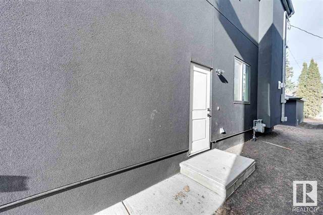 11308 72 Ave Nw - Photo 5 of 50