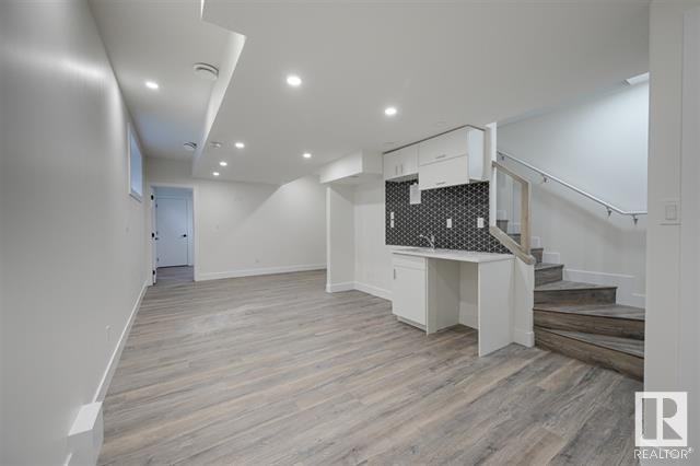 11308 72 Ave Nw - Photo 6 of 50