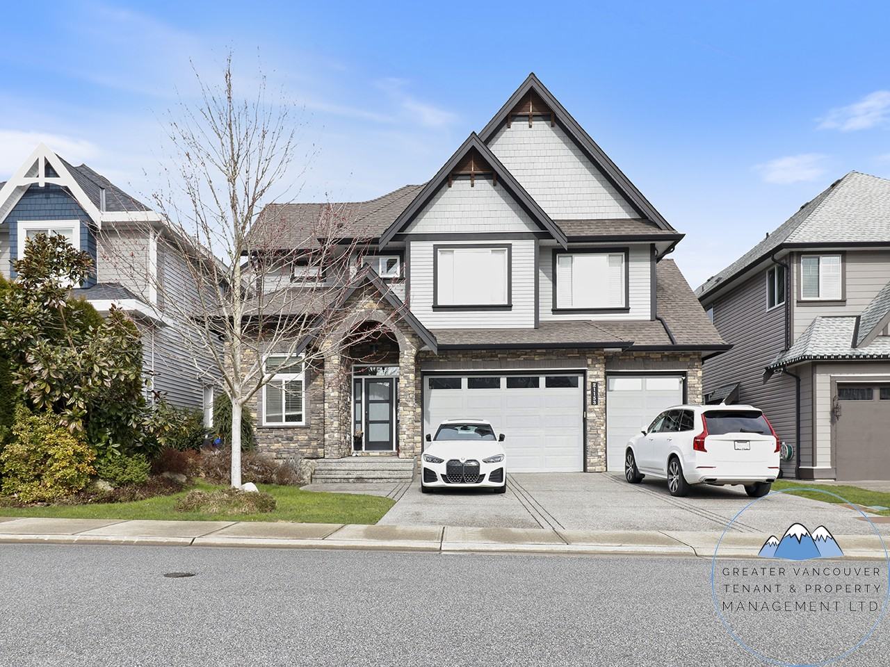 21153 76a Ave - Photo 3 of 28