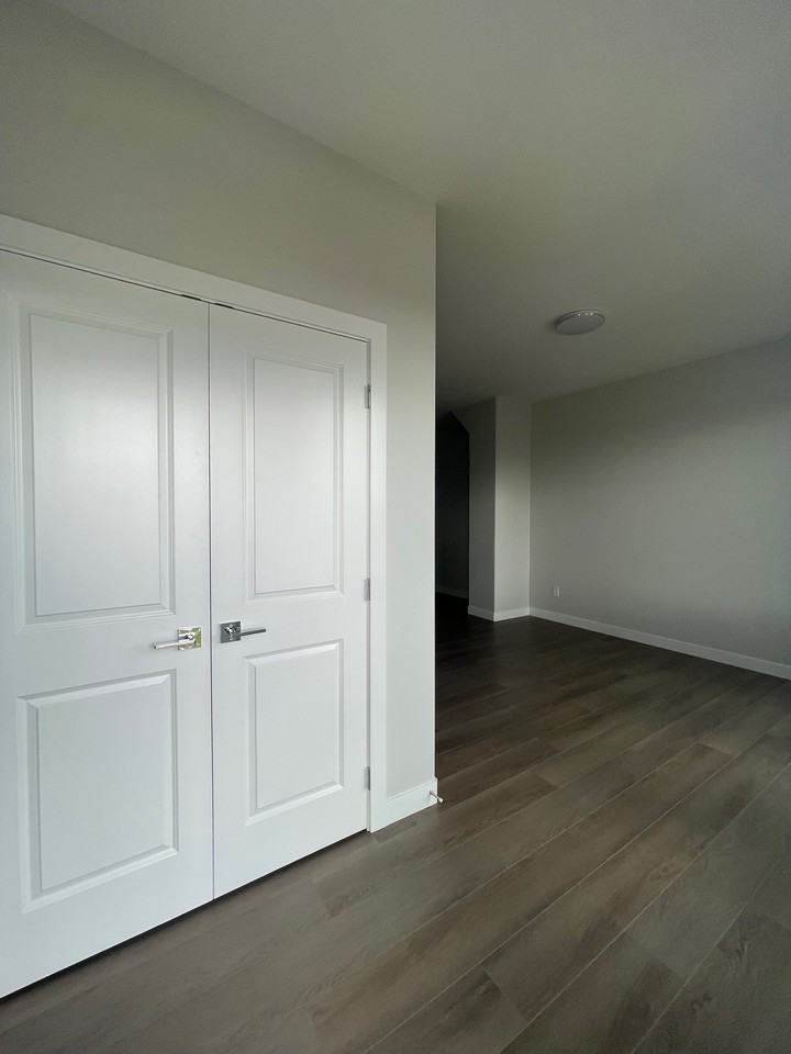 4112 66 St - Photo 2 of 50