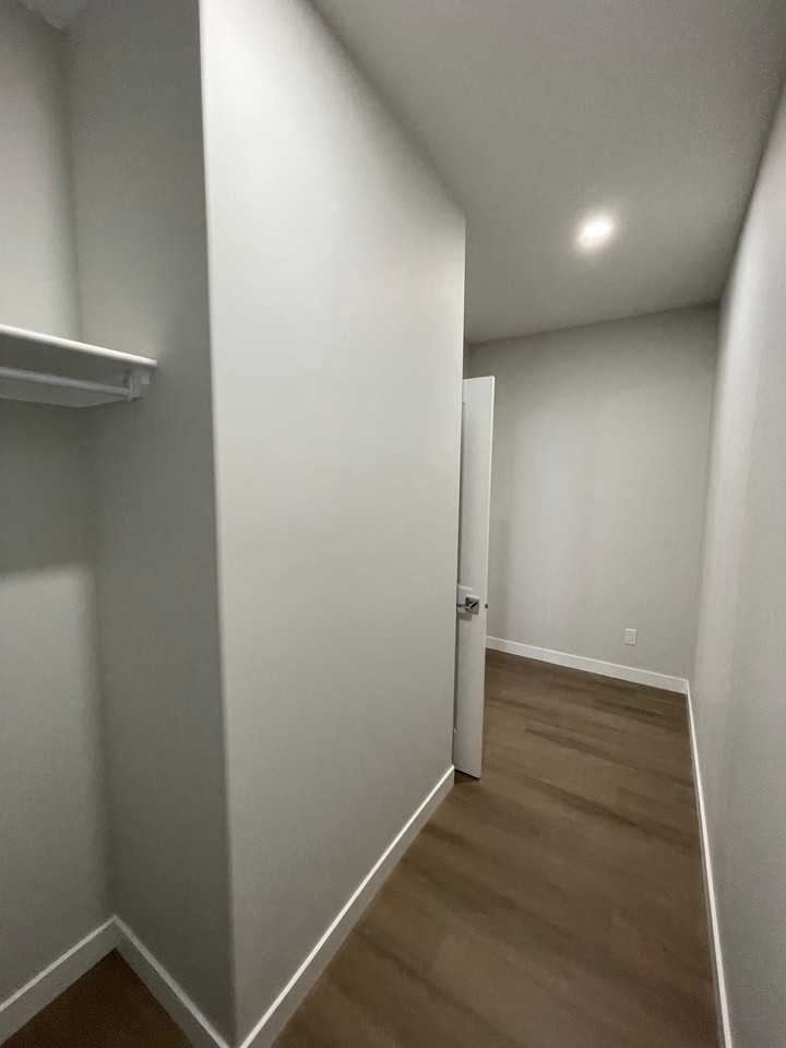 4112 66 St - Photo 6 of 50