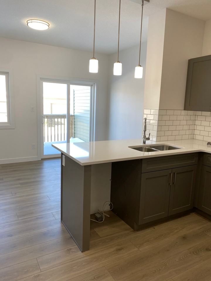 740 Daniels Way Southwest - Photo 6 of 25