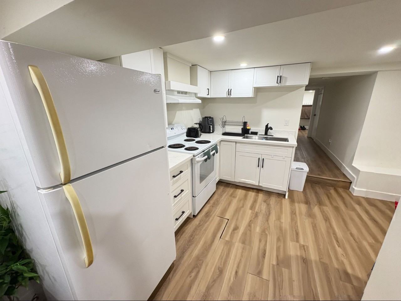 174 East Avenue North - Photo 5 of 14